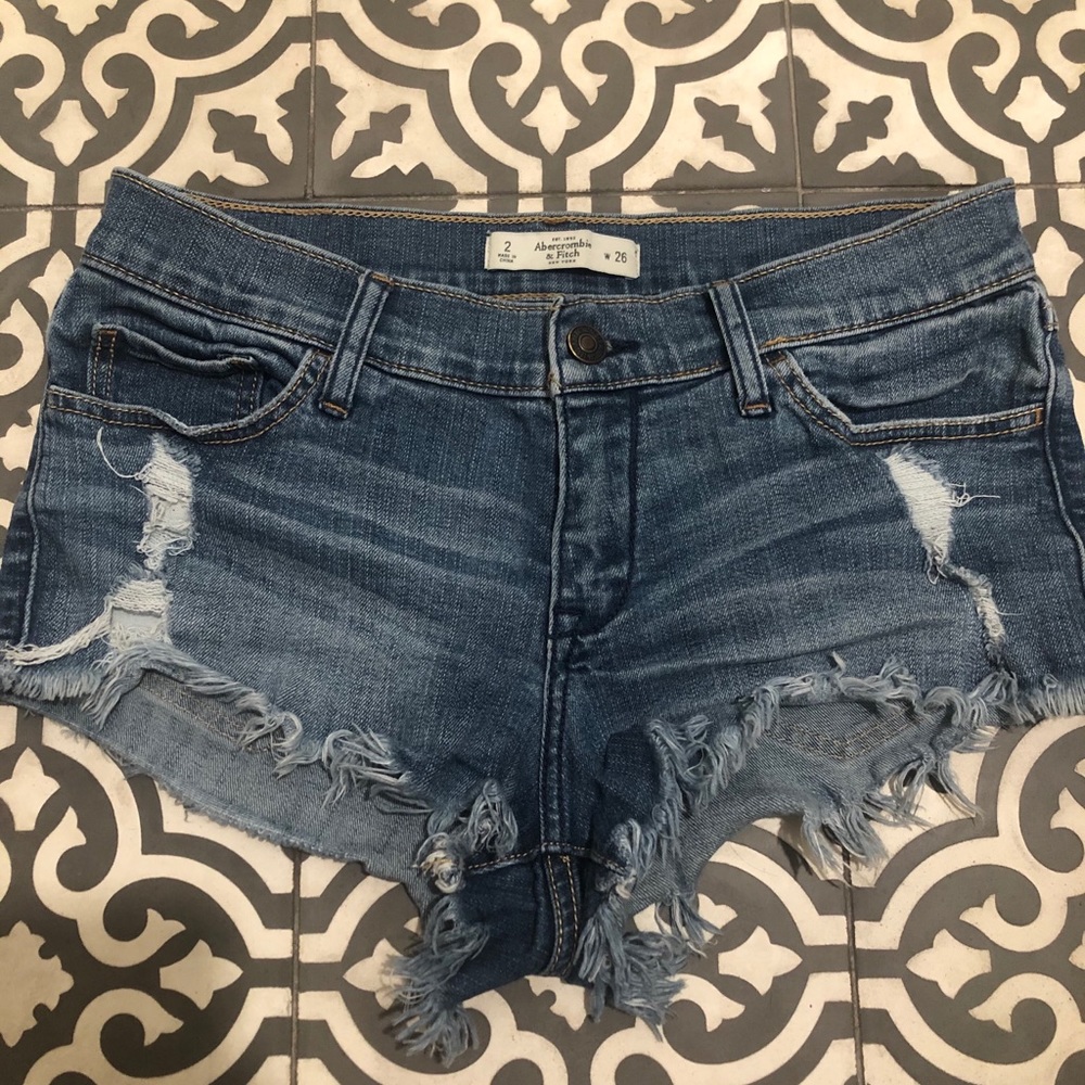 Abercrombie & Fitch Jean shorts